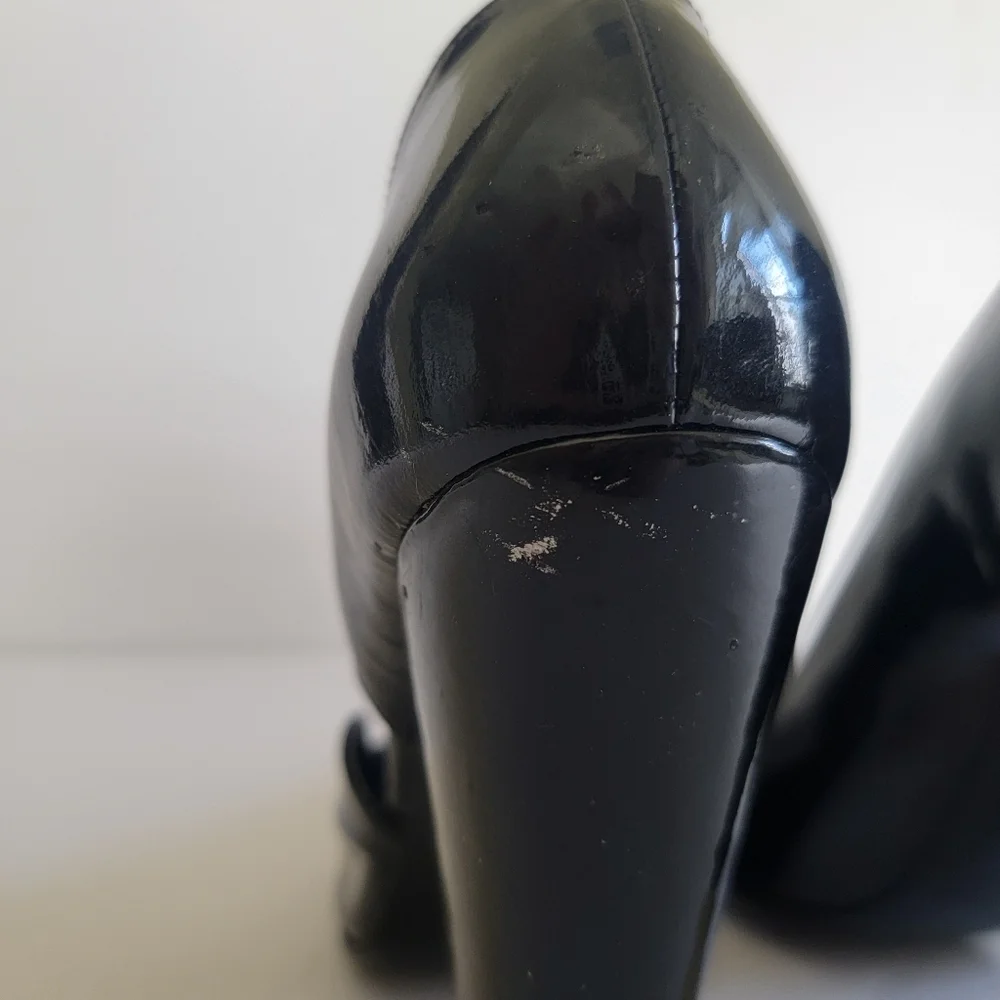 Givenchy D'orsay Black Patent Leather Pumps EU 36.5 US 6.5 Pointed Toe Designer - Picture 16 of 16